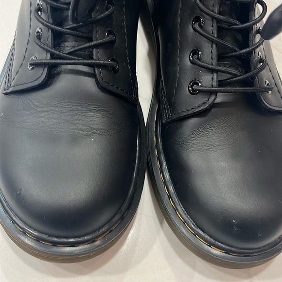 Dr. Martens - Picture 7 of 7